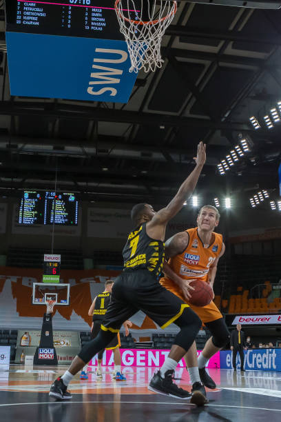 突破了西方 突破了西方