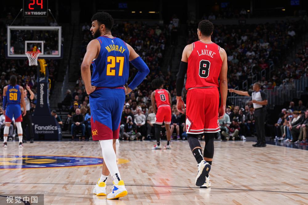 坛舞台上的 坛舞台上的